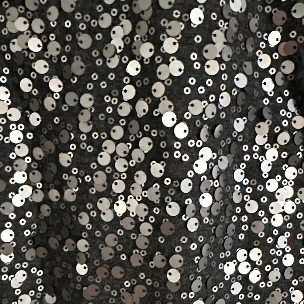 Old Navy Black Sequin Tank Top - Picture 2 of 4